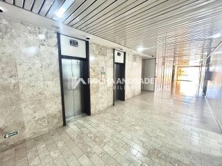 Sala Venda, Centro Empresarial Iguatemi,  decorada.