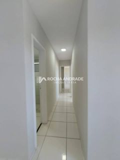 Apartamento à venda no Centro de Lauro de Freitas, 2 quartos.