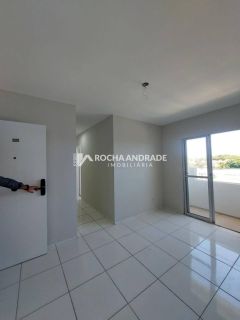 Apartamento à venda no Centro de Lauro de Freitas, 2 quartos.