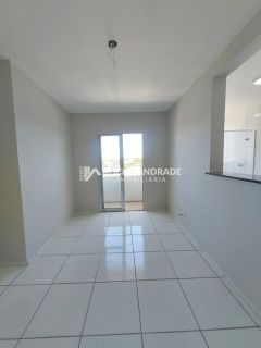Apartamento à venda no Centro de Lauro de Freitas, 2 quartos.