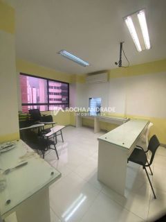 Sala comercial Edf. Torre da Madeira Pituba Oportunidade!