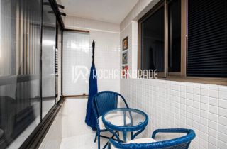 Lindo Studio com varanda e vista mar - porteira fechada -Oportunidade de investimento