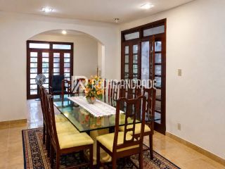 Casa Venda Caminho das Árvores, 491m² de terreno.