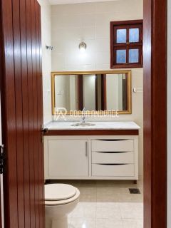 Casa Venda Caminho das Árvores, 491m² de terreno.