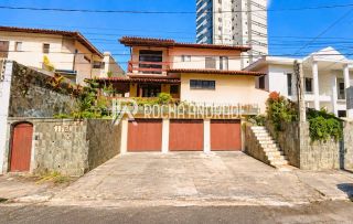 Casa Venda Caminho das Árvores, 491m² de terreno.