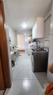 Apartamento Venda Patamares, 2 quartos, 300m da praia.