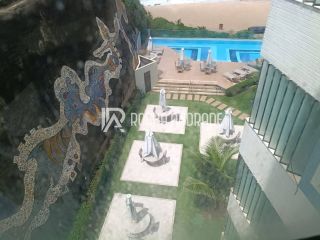 Apartamento Venda Rio Vermelho, pé na areia.