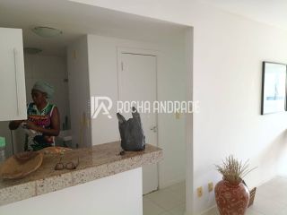 Apartamento Venda Rio Vermelho, pé na areia.