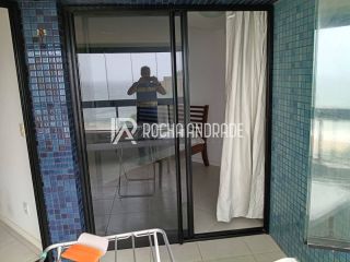 Apartamento Venda Rio Vermelho, pé na areia.