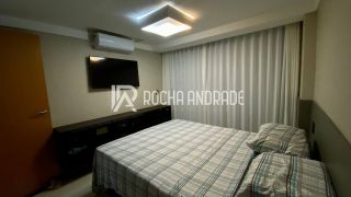 Apartamento Venda Armação, 1 quarto, a passos do mar.