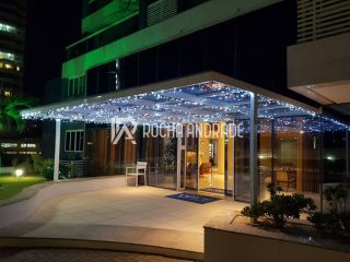 Apartamento Venda Armação, 1 quarto, a passos do mar.