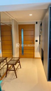 Apartamento Venda Armação, 1 quarto, a passos do mar.