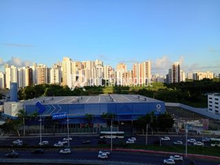 Sala Comercial Vender AV. ACM em Salvador