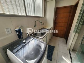 Apartamento amplo bem localizado