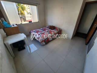Apartamento amplo bem localizado