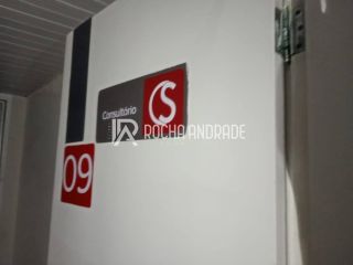 Prédio Comercial Venda, Amaralina, 210m² próximo ao mar.