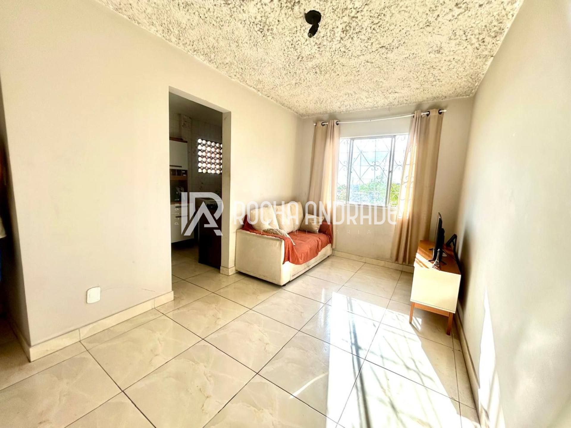 Apartamento Venda Cabula, CHOPM I, 2 quartos, primeiro andar.