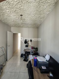 Apartamento Venda Cabula, CHOPM I, 2 quartos, primeiro andar.