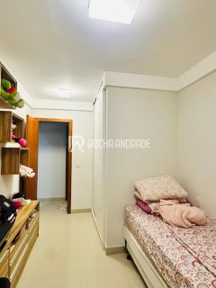 APARTAMENTO EM PITUAÇU, 2 QUARTOS, COM SUÍTE E VISTA MAR.