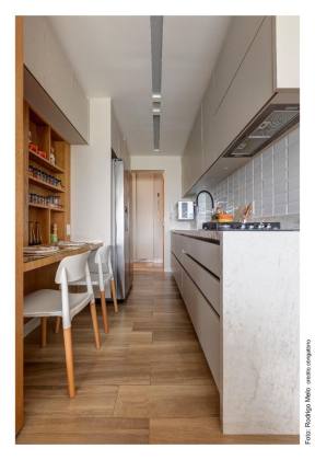 Apartamento Para Vender com 3 quartos 3 suítes no bairro Pituacu em Salvador