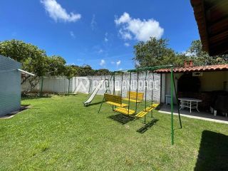 Casa Venda Monte Gordo, 4 suítes, área verde abundante.
