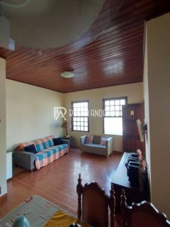 Casa Venda Monte Gordo, 4 suítes, área verde abundante.