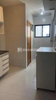 Apartamento Venda Itaigara, 2 quartos, Varanda, infraestrutura.