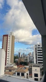Apartamento Venda Itaigara, 2 quartos, Varanda, infraestrutura.