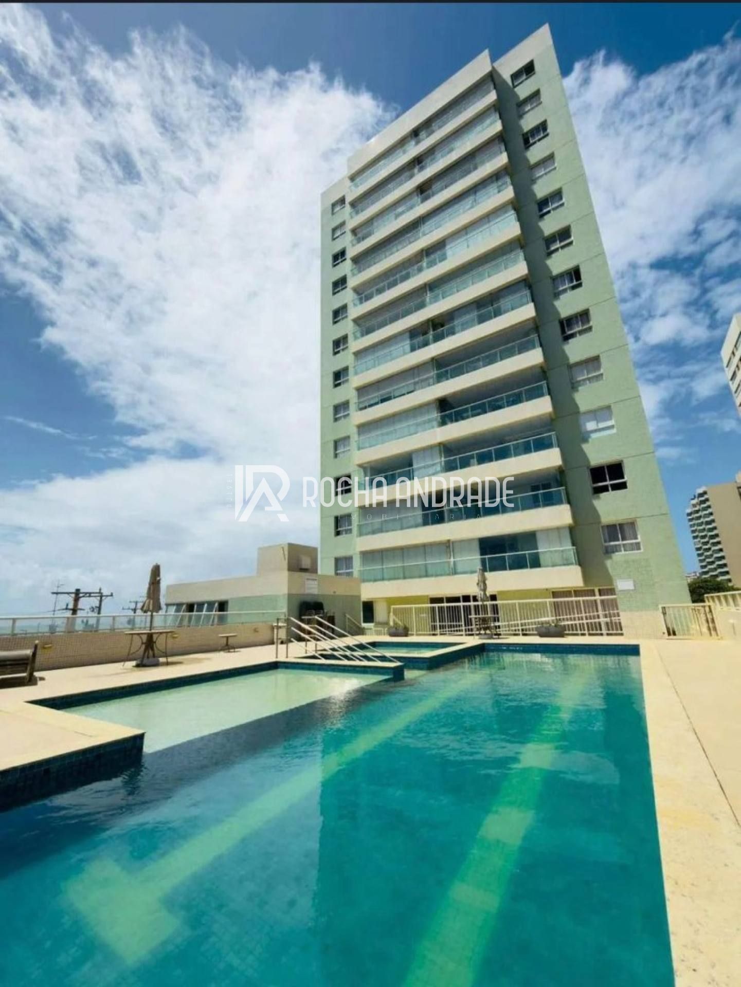 Apartamento Para Vender com 3 quartos 2 suítes no bairro Armação em Salvador