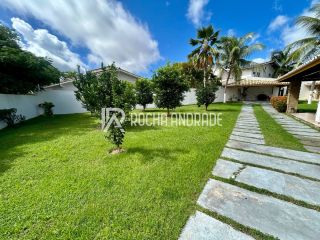 Casa de Condomínio com 4 Quartos e 7 banheiros à Venda, 272 m² por R$ 1.900.000