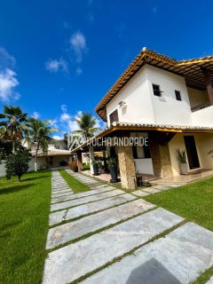 Casa de Condomínio com 4 Quartos e 7 banheiros à Venda, 272 m² por R$ 1.900.000