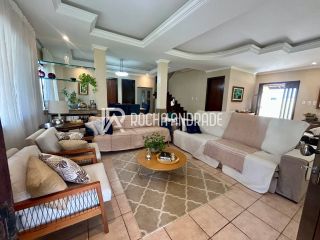 Casa de Condomínio com 4 Quartos e 7 banheiros à Venda, 272 m² por R$ 1.900.000