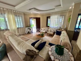 Casa de Condomínio com 4 Quartos e 7 banheiros à Venda, 272 m² por R$ 1.900.000