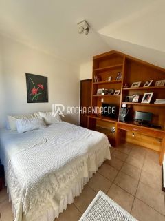 Casa de Condomínio com 4 Quartos e 7 banheiros à Venda, 272 m² por R$ 1.900.000