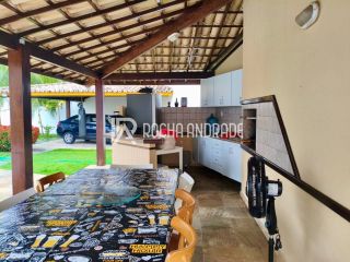 Casa de Condomínio com 4 Quartos e 7 banheiros à Venda, 272 m² por R$ 1.900.000