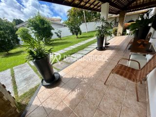 Casa de Condomínio com 4 Quartos e 7 banheiros à Venda, 272 m² por R$ 1.900.000