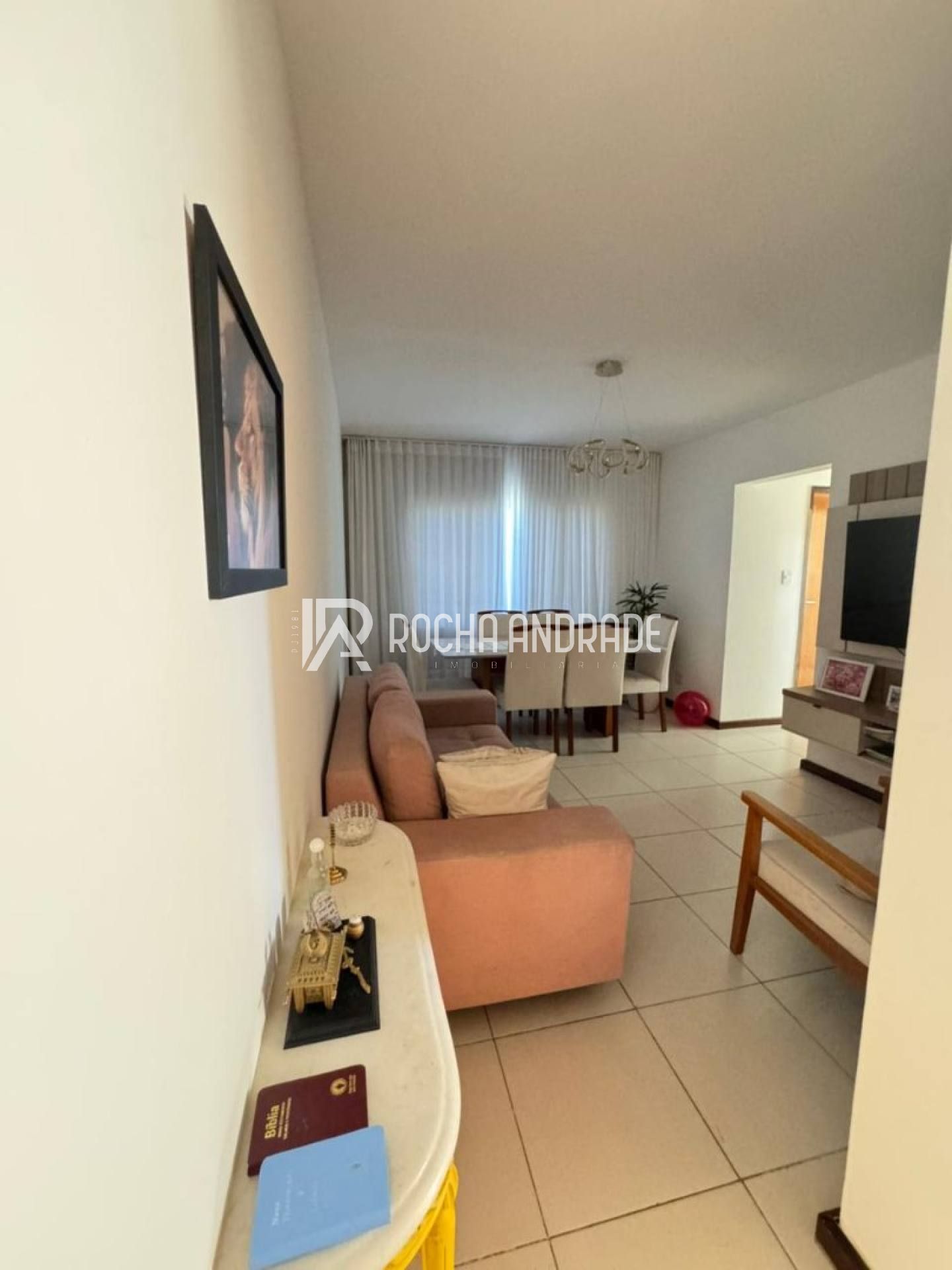 Apartamento Venda Costa Azul, 3 quartos, 2 garagens.