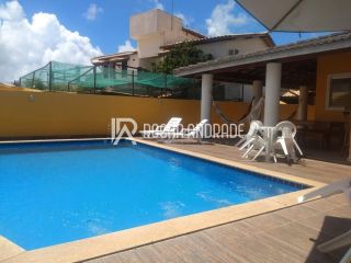 Casa a venda 7 suítes porteira fechada em guarajuba