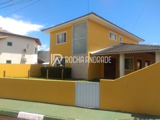 Casa a venda 7 suítes porteira fechada em guarajuba