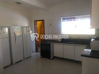 Casa a venda 7 suítes porteira fechada em guarajuba