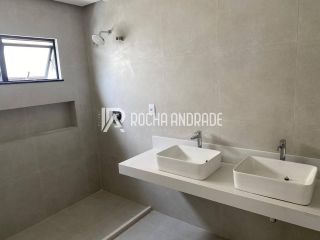 Casa a venda Buraquinho 4/4 suite com piscina