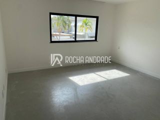 Casa a venda Buraquinho 4/4 suite com piscina