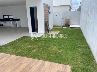Casa a venda Buraquinho 4/4 suite com piscina