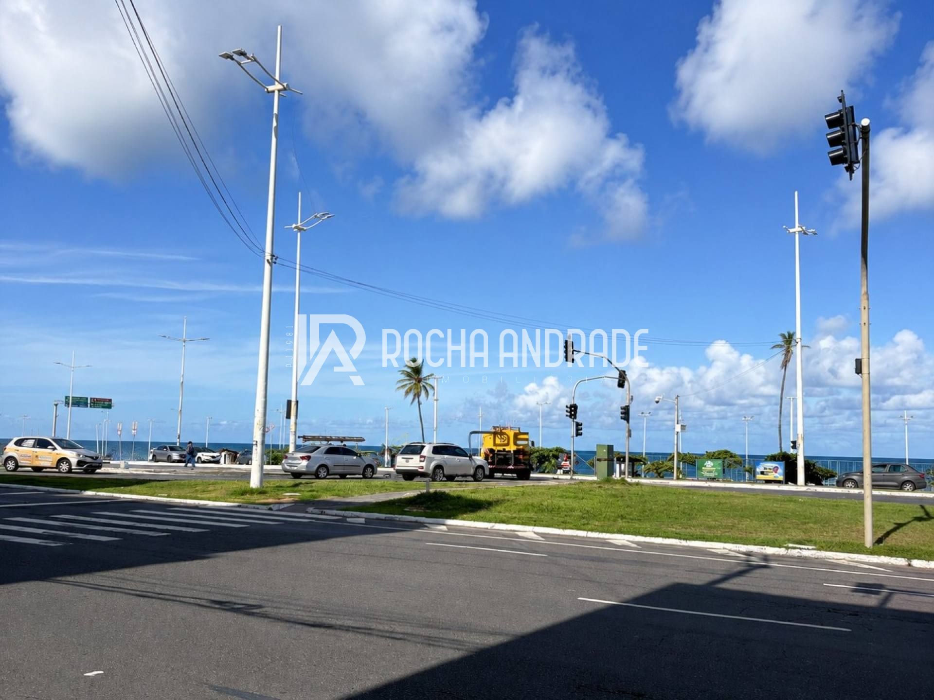 Apartamento Pituba Venda, 2 quartos, próximo ao mar.