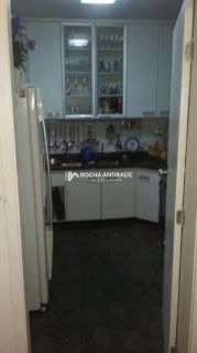 Apartamento Para Vender com 4 quartos 2 suítes no bairro Candeal em Salvador