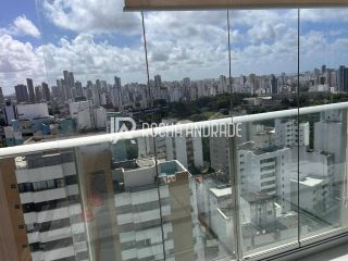 Apartamento Venda Itaigara, 2 quartos sendo 2 suítes, 2 vagas soltas.