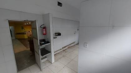 Loja Venda Pituba, 158m² área privativa, localização privilegiada.