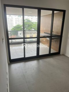 Apartamento Para Vender com 2 quartos 1 suítes no bairro Barra em Salvador