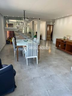 Casa Venda Jauá, 6 suítes, acabamento moderno.