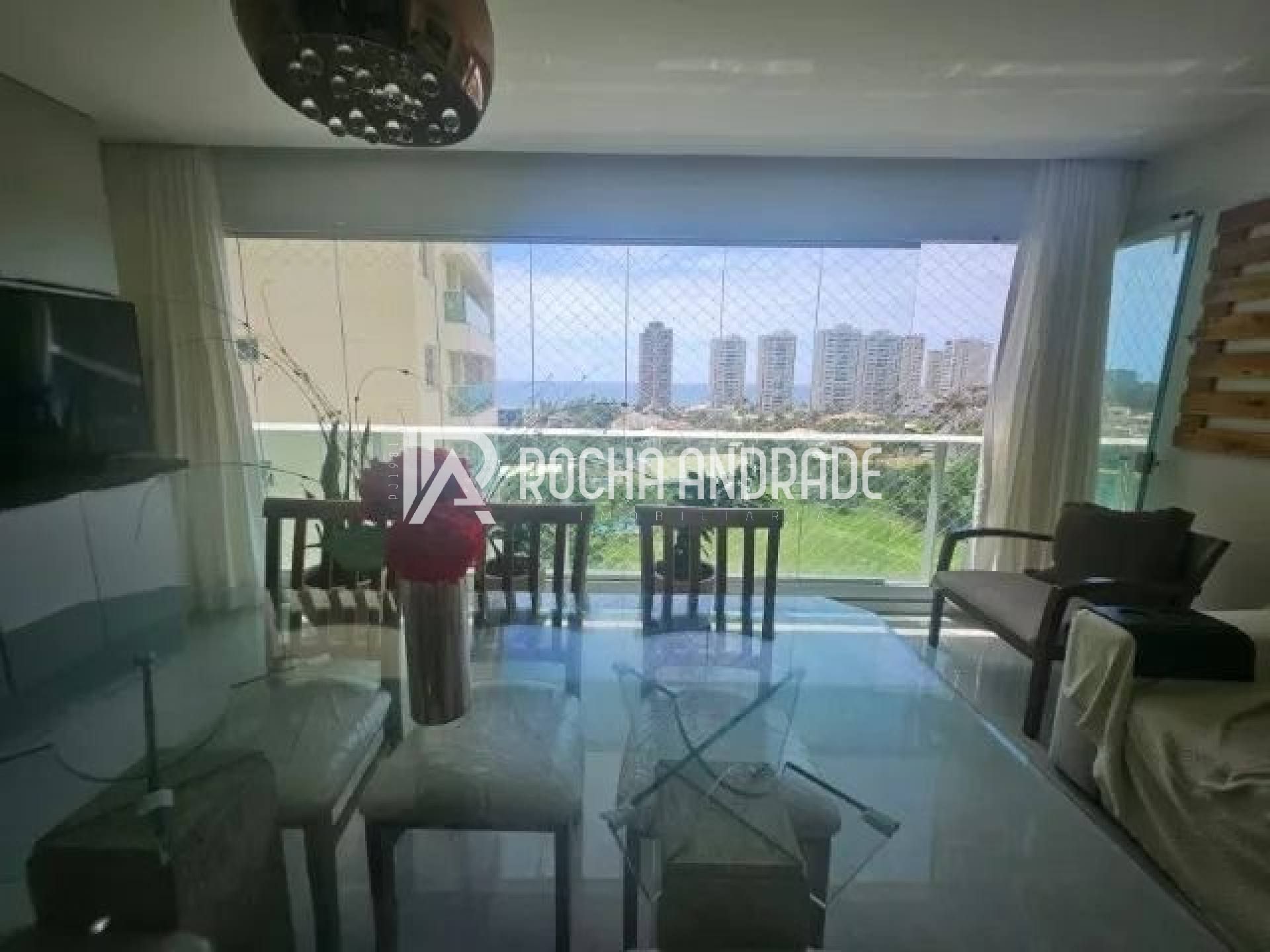 Apartamento 3/4 Reformado, 110m², 2 Vagas e Varanda Gourmet
